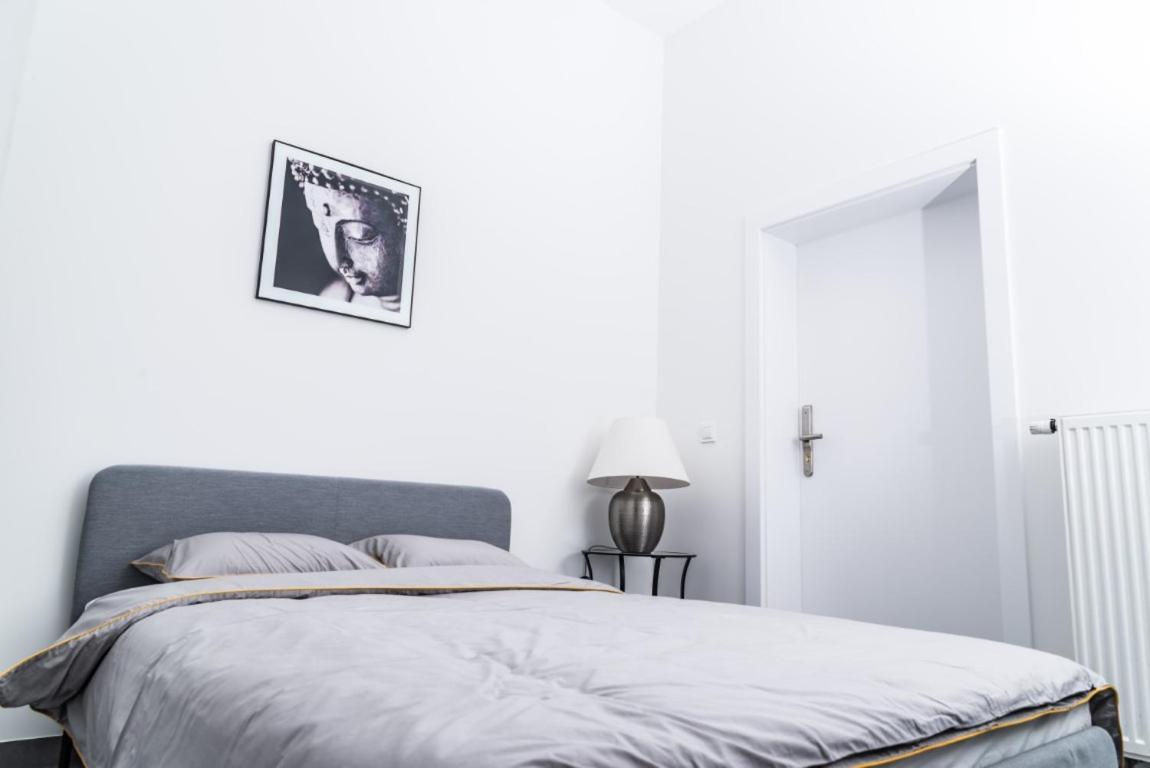 Hostel Chopin Host Katowice Zewnętrze zdjęcie